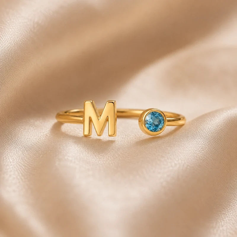 Nalia ring met initiaal en geboortesteen – foto 3